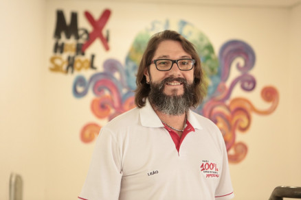 Diretor do Colégio Maxi Carlos Roberto Leão