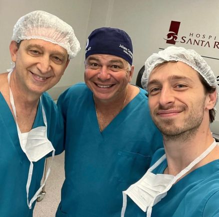 Dr. Juliano Canavarros e equipe do Instituto Morrell