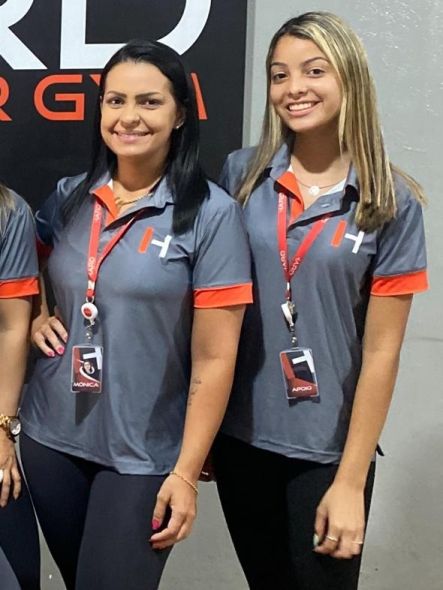 M&ocirc;nica e Mary Arantes