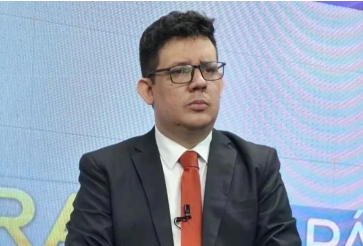 MidiaNews | Quem era Erlan Bastos , apresentador que morreu aos 32 anos