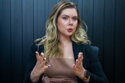 N&Atilde;&ordm;bia Selhorst